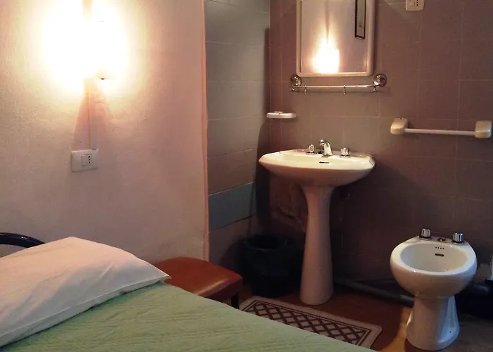 Bernheof Hotel Genoa